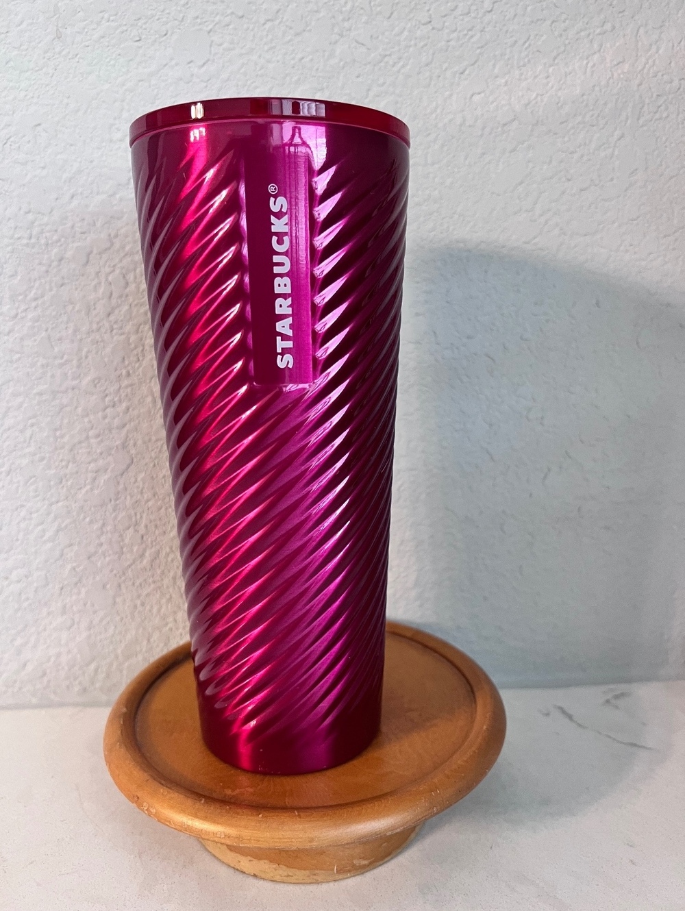 Starbucks 2023 Metallic Cranberry Spiral Stainless Steel Tumbler 24 oz No Straw